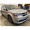 Image 8 : PARKSVILLE - 2017 DODGE GRAND CARAVAN GREY 200636 KMS - D607471