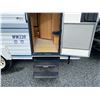 Image 20 : Parksville - 1998 West wind Fifth wheel White  - D980560