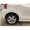 Image 27 : PARKSVILLE - 2007 TOYOTA YARIS WHITE 297753 KMS - B078877