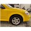 Image 25 : PARKSVILLE - 2005 CHEVROLET COBALT YELLOW 176324 KMS - B631808