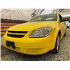 Image 2 : PARKSVILLE - 2005 CHEVROLET COBALT YELLOW 176324 KMS - B631808