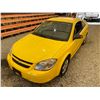 Image 4 : PARKSVILLE - 2005 CHEVROLET COBALT YELLOW 176324 KMS - B631808