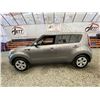 Image 23 : PARKSVILLE - 2014 KIA SOUL GREY 219798 KMS - D036189