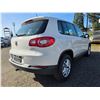 Image 9 : DUNCAN - 2011 VOLKSWAGEN TIGUAN WHITE  216714 KMS - J510430