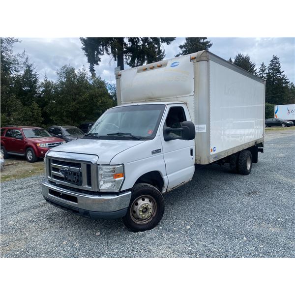 PARKSVILLE - 2012 FORD E-450 WHITE 464681 KMS - DA74316