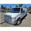 Image 2 : DUNCAN - 2011 FORD E-350 WHITE 245504 KMS - DB17392