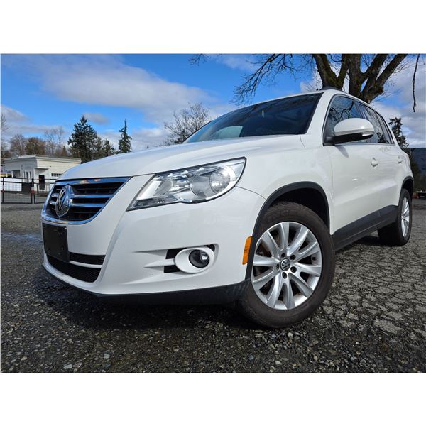 DUNCAN - 2010 VOLKSWAGEN TIGUAN WHITE  163180 KMS - J514723