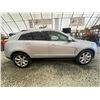 Image 11 : PARKSVILLE - 2010 CADILLAC SRX SILVER 309742 KMS - D588244