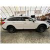 Image 11 : PARKSVILLE - 2018 SUBARU OUTBACK WHITE 143666 KMS - D223227