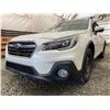 Image 2 : PARKSVILLE - 2018 SUBARU OUTBACK WHITE 143666 KMS - D223227