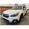 Image 3 : PARKSVILLE - 2018 SUBARU OUTBACK WHITE 143666 KMS - D223227