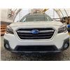 Image 5 : PARKSVILLE - 2018 SUBARU OUTBACK WHITE 143666 KMS - D223227