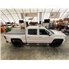 Image 13 : PARKSVILLE - 2017 GMC SIERRA WHITE 197024 KMS - D477404