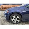 Image 31 : PARKSVILLE - 2016 VW E GOLF BLUE 82835 KMS - D915011