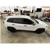 Image 13 : PARKSVILLE - 2014 JEEP CHEROKEE WHITE 165001 KMS - P302629