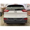 Image 17 : PARKSVILLE - 2014 JEEP CHEROKEE WHITE 165001 KMS - P302629