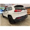 Image 20 : PARKSVILLE - 2014 JEEP CHEROKEE WHITE 165001 KMS - P302629