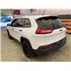 Image 21 : PARKSVILLE - 2014 JEEP CHEROKEE WHITE 165001 KMS - P302629