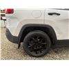 Image 27 : PARKSVILLE - 2014 JEEP CHEROKEE WHITE 165001 KMS - P302629