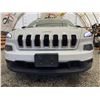 Image 5 : PARKSVILLE - 2014 JEEP CHEROKEE WHITE 165001 KMS - P302629
