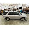 Image 13 : PARKSVILLE - 2001 ACURA MDX SILVER 242865 KMS - B003824