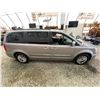 Image 12 : PARKSVILLE - 2016 CHRYSLER TOWN AND COUNTRY SILVER  114381 KMS - D212414