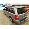 Image 22 : PARKSVILLE - 2016 CHRYSLER TOWN AND COUNTRY SILVER  114381 KMS - D212414