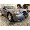 Image 8 : PARKSVILLE - 2005 DODGE MAGNUM GREY 263141 KMS - D591328