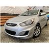 Image 1 : PARKSVILLE - 2014 HYUNDAI ACCENT SILVER  162118 KMS - B709450