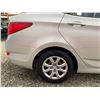Image 27 : PARKSVILLE - 2014 HYUNDAI ACCENT SILVER  162118 KMS - B709450