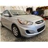 Image 8 : PARKSVILLE - 2014 HYUNDAI ACCENT SILVER  162118 KMS - B709450