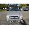 Image 4 : DUNCAN - 2005 FORD EXPLORER SPORT TRAC SILVER  257725 KMS - DA07641