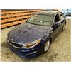 Image 4 : PARKSVILLE - 2016 KIA OPTIMA BLUE 179573 KMS - B018368