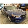 Image 9 : PARKSVILLE - 2016 KIA OPTIMA BLUE 179573 KMS - B018368