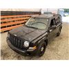Image 4 : PARKSVILLE - 2009 JEEP PATRIOT BLACK 238106 KMS - B101165