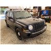 Image 9 : PARKSVILLE - 2009 JEEP PATRIOT BLACK 238106 KMS - B101165