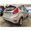 Image 14 : PARKSVILLE - 2011 FORD FIESTA SILVER  159257 KMS - D192117