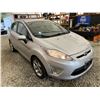 Image 9 : PARKSVILLE - 2011 FORD FIESTA SILVER  159257 KMS - D192117