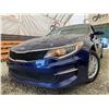 Image 1 : PARKSVILLE - 2016 KIA OPTIMA BLUE 179573 KMS - B018368