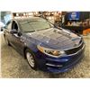 Image 9 : PARKSVILLE - 2016 KIA OPTIMA BLUE 179573 KMS - B018368