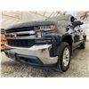 Image 2 : PARKSVILLE - 2020 CHEVROLET SILVERADO GREY 174171 KMS - D352893