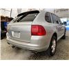 Image 14 : PARKSVILLE - 2005 PORSCHE CAYENNE SILVER  231955 KMS - JA61987