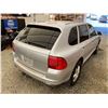 Image 16 : PARKSVILLE - 2005 PORSCHE CAYENNE SILVER  231955 KMS - JA61987