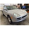 Image 9 : PARKSVILLE - 2005 PORSCHE CAYENNE SILVER  231955 KMS - JA61987