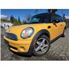 Image 1 : DUNCAN - 2008 MINI CLUBMAN YELLOW  211369 KMS - JP97027