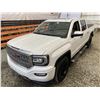 Image 4 : PARKSVILLE - 2017 GMC SIERRA WHITE 197024 KMS - D477404