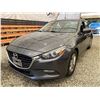 Image 3 : PARKSVILLE - 2017 MAZDA MAZDA3 GREY 183421 KMS - D133295