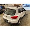 Image 16 : PARKSVILLE - 2016 VOLKSWAGEN TIGUAN  WHITE 169795 KMS - D577447