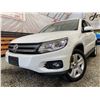 Image 1 : PARKSVILLE - 2016 VOLKSWAGEN TIGUAN  WHITE 169795 KMS - D577447