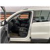 Image 48 : PARKSVILLE - 2016 VOLKSWAGEN TIGUAN  WHITE 169795 KMS - D577447